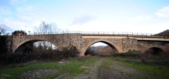 Geoarchaelogical Study of the Roman Pietra DellOglio Bridge at the Service of the Old Appian Way, Campania, Southern Italy